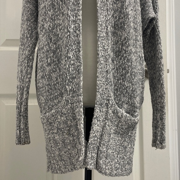 Talula Long Open Front Cardigan Grey/White Drop Shoulder Pockets Oversized Sz XS - Picture 3 of 10